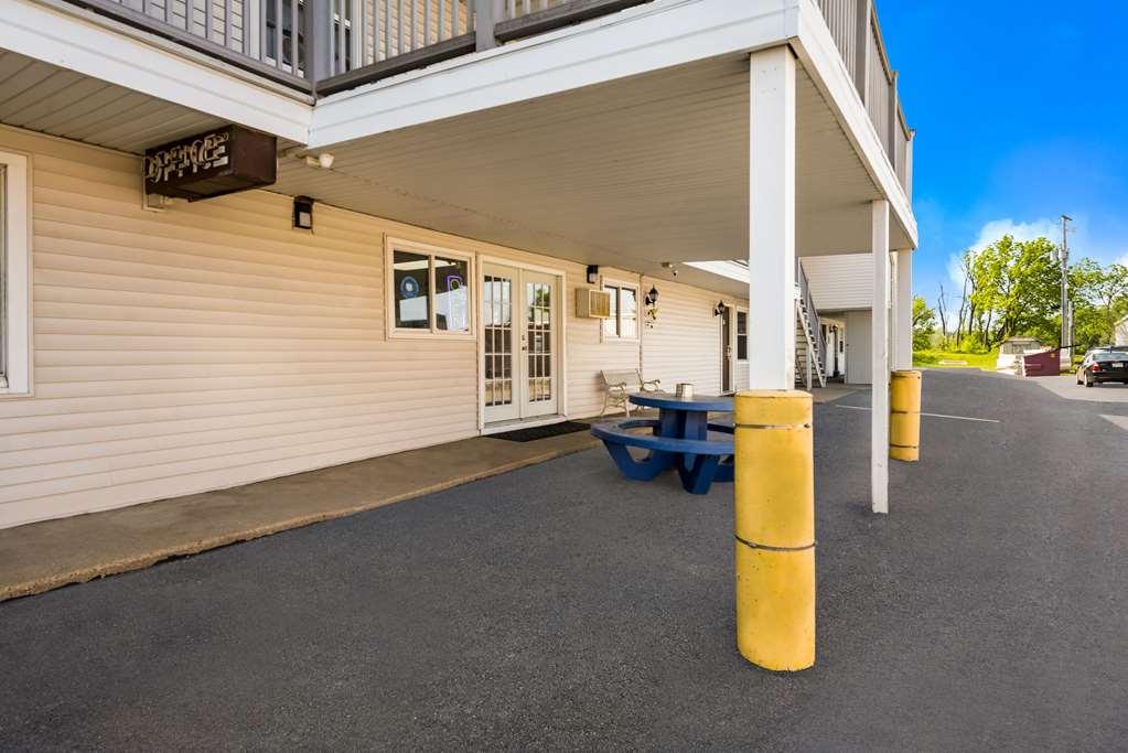 Rodeway Inn La Crosse Exteriér fotografie